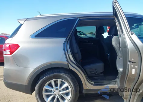 2016 Kia Sorento 3.3L Lx from USA, damaged, VIN 5XYPGDA52GG092180